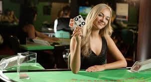 Live blackjack table with multi-camera studio Live blackjack table with multi-camera studio